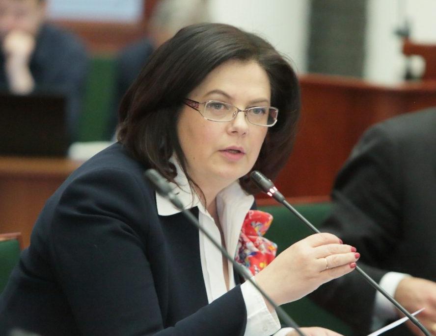 Елена Дыбова